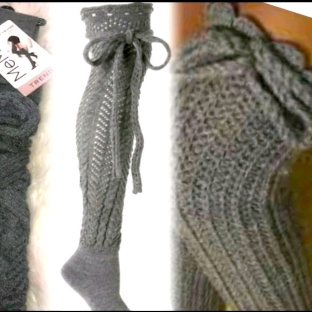 MeMoi over the knee socks NWT leg warmers gray
